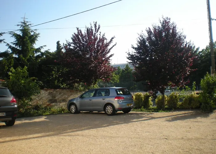La Petite Escale: Parking Prive Et Petit Exterieur * La Rochelle (Charente-Maritime)