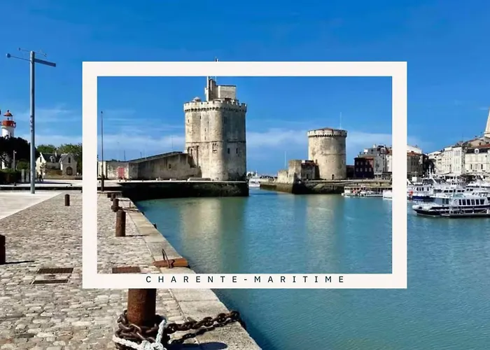 La Petite Escale: Parking Prive Et Petit Exterieur Appartement